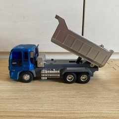 トイコー　ISUZU GIGA ダンプカーの画像