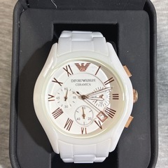 アルマーニ時計の画像