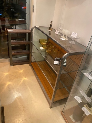 【早期引取限定SALE】ACME Furniture ヴィンテージ ガラスシェルフ ショーケース 陳列棚 店舗什器 ディスプレイ 飾り