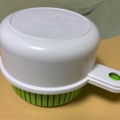 【新品】電子レンジ用 片手水切り鍋「てまいらず」 蒸す•茹でる•水切りの画像