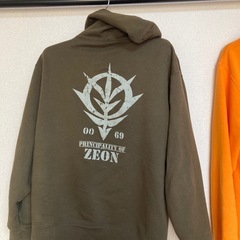 ガンダム好きな方へ　Lサイズ　コスパ 機動戦士ガンダム ジオン公国軍 ジップパーカー Ver2.0の画像
