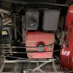 フジイ除雪機　9010Ｃ　10馬力　エンジン始動の画像