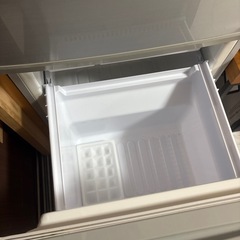 SHARP冷蔵庫の画像