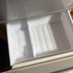 SHARP冷蔵庫の画像