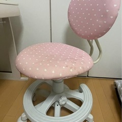 デスク、チェアーセットの画像