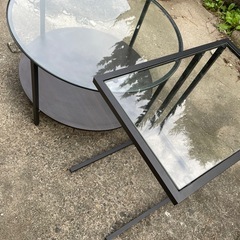 VITTSJÖ ヴィットショー コーヒーテーブル, ブラックブラウン/ガラス, 75 cmの画像