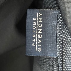 GIVENCHY ガーメント バッグ ネイビー メンズの画像