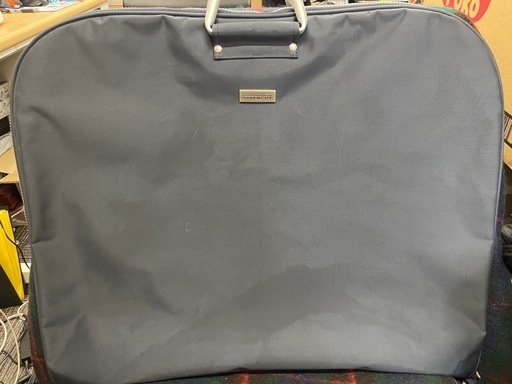 GIVENCHY ガーメント バッグ ネイビー メンズ