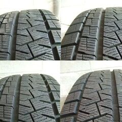 ＰＩＲＥＬＬＩ　ピレリ　ＩＣＥ　ＡＳＩＭＭＥＴＲＩＣＯ　２２５/６５Ｒ１７　２０１７年製の画像