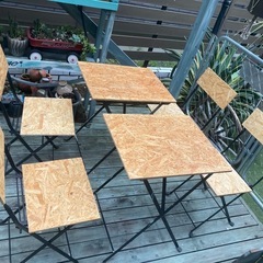 ガレージ　チェア　テーブル　2組セットの画像