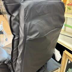 【ジャングルジャングル岩出店】【B238】回転座椅子 コーナン ブラック 幅74cm×奥行64cm×高さ81.5cm 中古 家具 和歌山 岩出市 紀の川市 海南市の画像