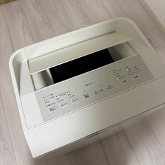 ダイキン  2017年製加湿空気清浄機　ACK70T-W白色の画像