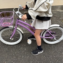 子供用　自転車　　ヘルメット　鍵セットの画像