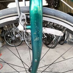 今シーズン値下げ中！【札幌市内配達無料】整備済み！中古車　GIANT  ESCAPE  R3  3x8段切替　タイヤほぼ新品！  フレームサイズMサイズの画像