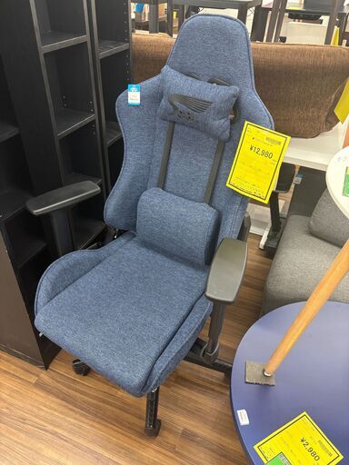 【ジモティー割あり】【ジャングルジャングル守口店】SeAGA-04 ゲーミングチェア　ブルー