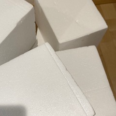 キューブ型発泡スチロールほか21個の画像