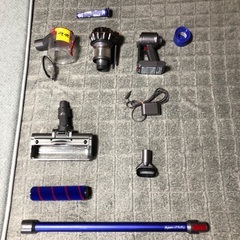 Dyson  V7  バッテリー交換前提品　只今フリー案件の画像