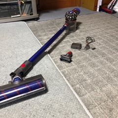 Dyson  V7  バッテリー交換前提品　只今フリー案件の画像