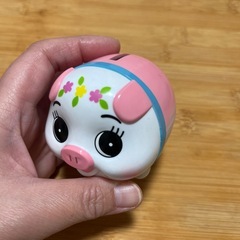 豚の貯金箱の画像