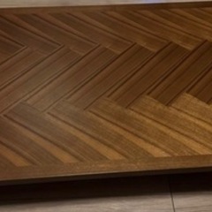 昇降テーブルの画像