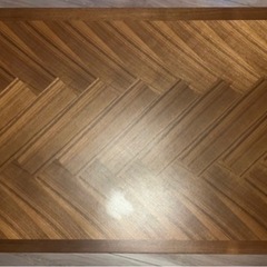 昇降テーブルの画像