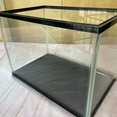 ガラス水槽　約40×28×25cmの画像