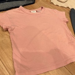 Zaraキッズ　　11点セット　パンツ　ジャケット　ティシャツ　ニット の画像