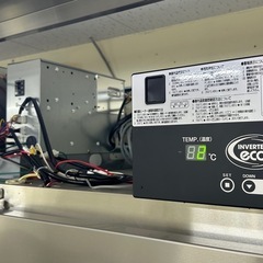 業務用冷蔵庫　6ドアの画像