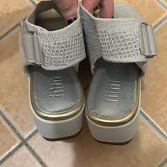 ラメシルバーサンダルの画像