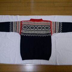 純毛セーターの画像