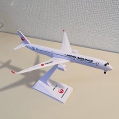 置き物　飛行機の画像