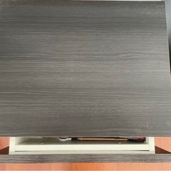 鏡面仕様のリビング収納　引き出し4段
の画像