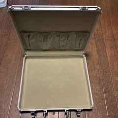 アタッシュケースの画像