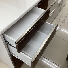 キッチンカウンター 1枚扉 4段引き出し ブラウン×ホワイト　の画像