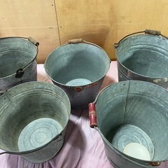 ブリキバケツ　ばけつ　1個300円　昭和レトロの画像