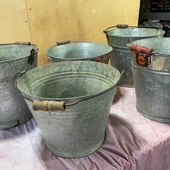 ブリキバケツ　ばけつ　1個300円　昭和レトロの画像
