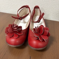 新品未使用/フラットシューズ 22.5 赤の画像