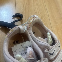 新品　H&M 光スニーカー　キッズの画像