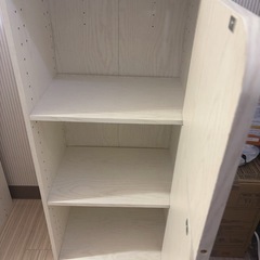 受付終了。扉付きカラーボックス1個の画像