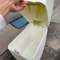 オムツ用ゴミ箱の画像