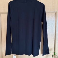 新品未使用品‼️earth music&ecologyタートルネックの画像