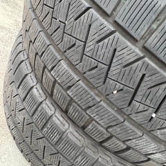 スタッドレスタイヤ4本　235/50R 18の画像