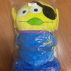 ディズニー　ぬいぐるみ　プーさん　リトルグリーンメン
の画像