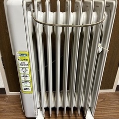 デロンギ　オイルヒーター H130912TDC 1200W の画像