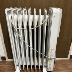 デロンギ　オイルヒーター H130912TDC 1200W の画像