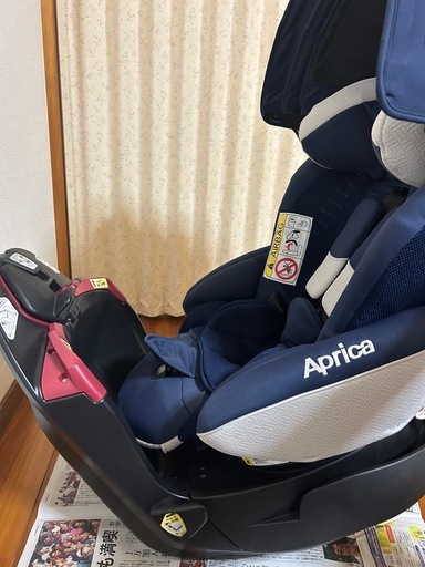 Aprica フラディアグロウ　新生児(2.5kg〜18kg)
