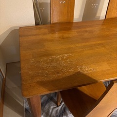 ダイニングテーブル＋チェアー4脚セットの画像