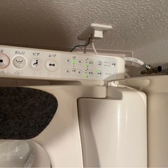 【ウォシュレット】東芝 温水洗浄便座 クリーンウォッシュ ステンレスノズル オート脱臭 SCS-T161 の画像