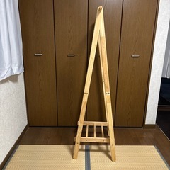 ハンガーラックの画像