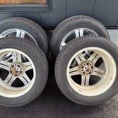 ワンシーズンのみ！215/60/R17 スタッドレス　ブリヂストン　VRX3の画像